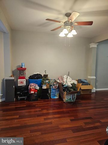 120 CREEKMONT CT, Newark, DE 19702