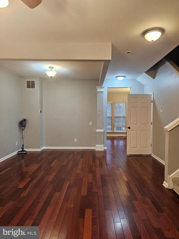 120 CREEKMONT CT, Newark, DE 19702