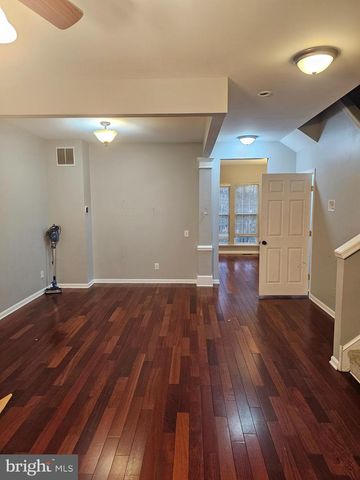 120 CREEKMONT CT, Newark, DE 19702