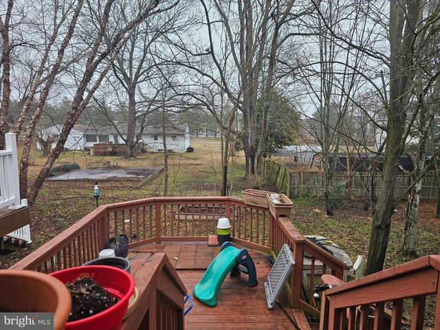 120 CREEKMONT CT, Newark, DE 19702