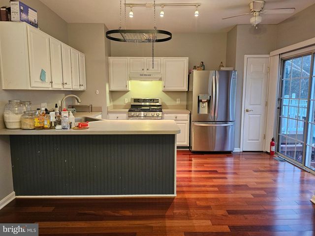 120 CREEKMONT CT, Newark, DE 19702