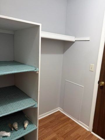 35980 Ann Arbor Trail, Livonia, MI 48150