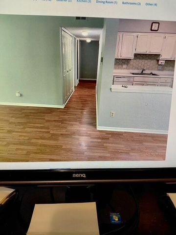 35980 Ann Arbor Trail, Livonia, MI 48150
