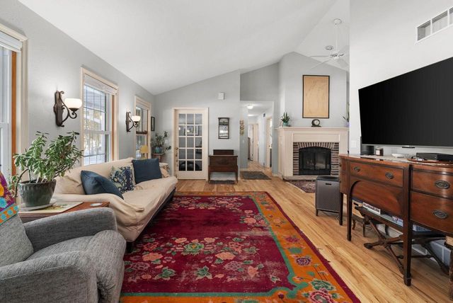 N4412 Wolff Road, Cambridge, WI 53523