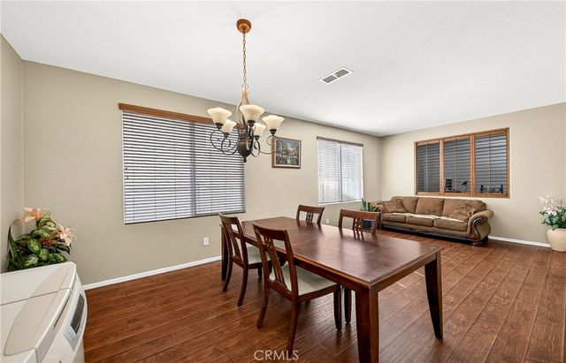 12448 Los Pinos, Victorville, CA 92392