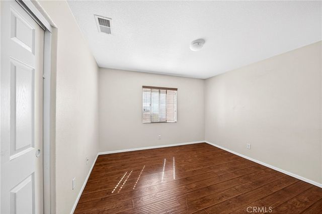 12448 Los Pinos, Victorville, CA 92392