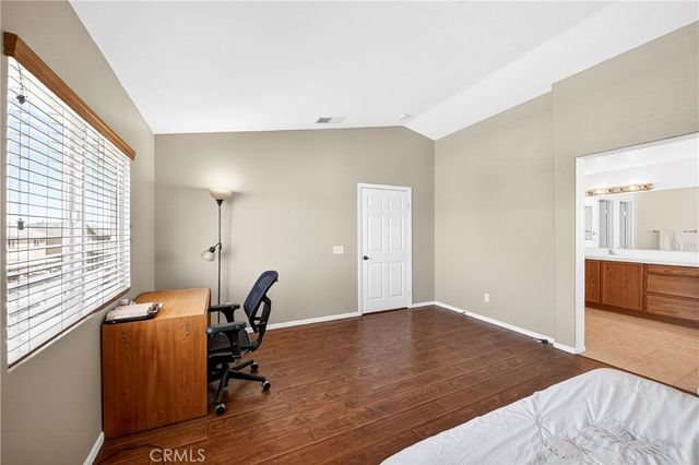 12448 Los Pinos, Victorville, CA 92392