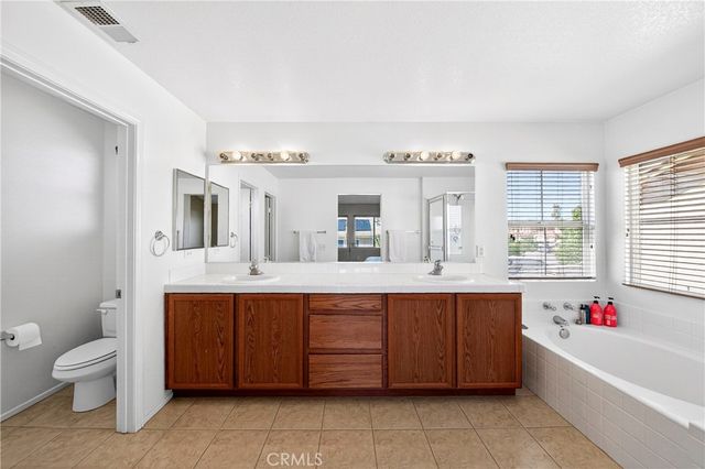 12448 Los Pinos, Victorville, CA 92392