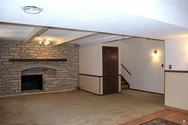 2004 Somerset Square, Manhattan, KS 66503
