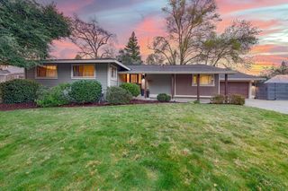 7828 Greenridge Way, Fair Oaks, CA 95628
