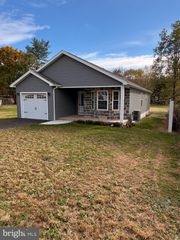 402 EIGHTH AVENUE, Burnham, PA 17009