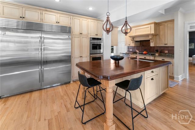 529 E 44th Street, Savannah, GA 31405