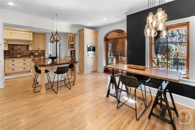 529 E 44th Street, Savannah, GA 31405