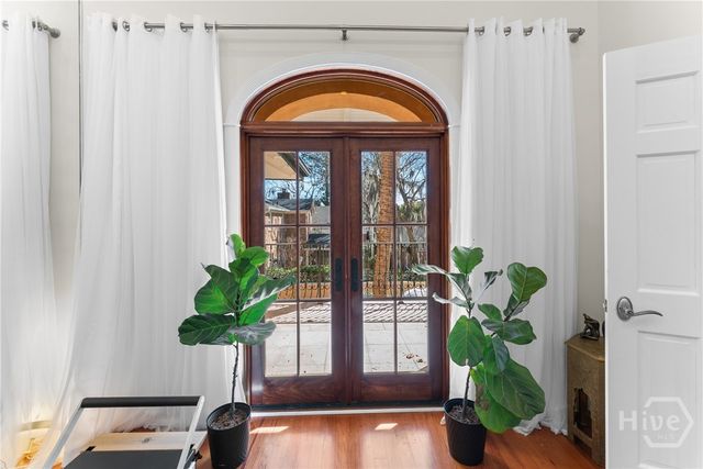 529 E 44th Street, Savannah, GA 31405