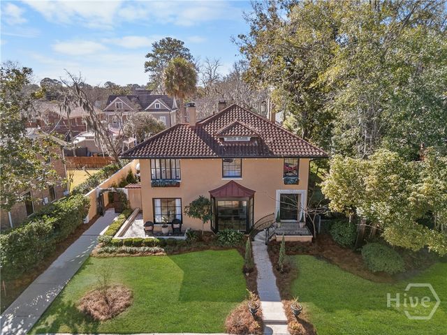 529 E 44th Street, Savannah, GA 31405