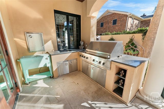 529 E 44th Street, Savannah, GA 31405