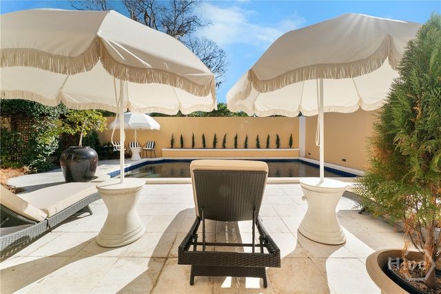 529 E 44th Street, Savannah, GA 31405