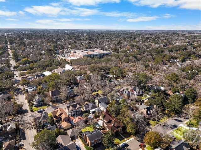 529 E 44th Street, Savannah, GA 31405