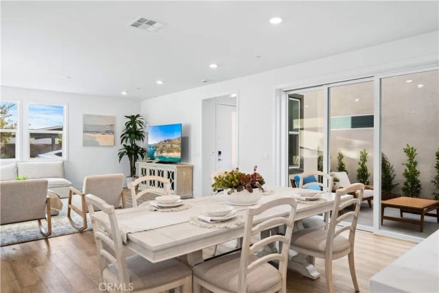 205 Culture, Irvine, CA 92618