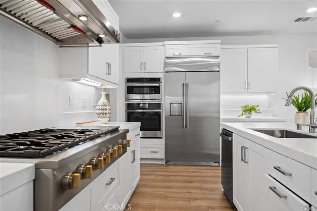 205 Culture, Irvine, CA 92618