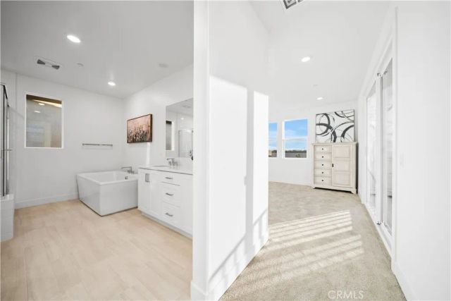 205 Culture, Irvine, CA 92618