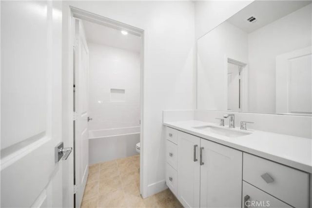 205 Culture, Irvine, CA 92618