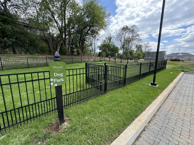 108 Nearwater Pl, Hendersonville, TN 37075