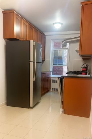 139-09 84th Drive 307, Briarwood, NY 11435