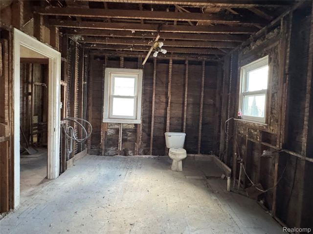 531 East Street, Milford Village, MI 48381