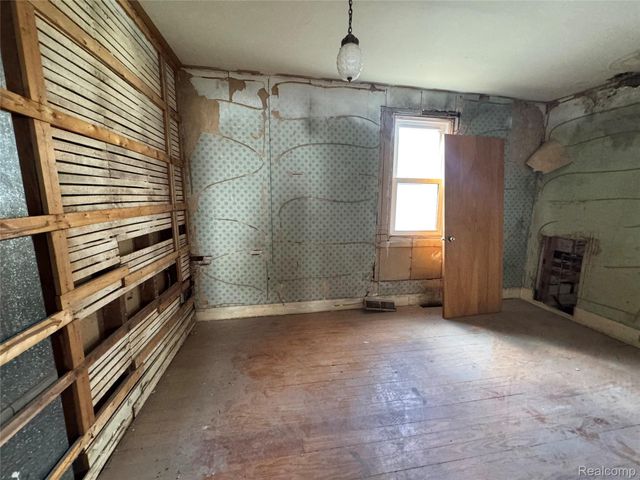 531 East Street, Milford Village, MI 48381