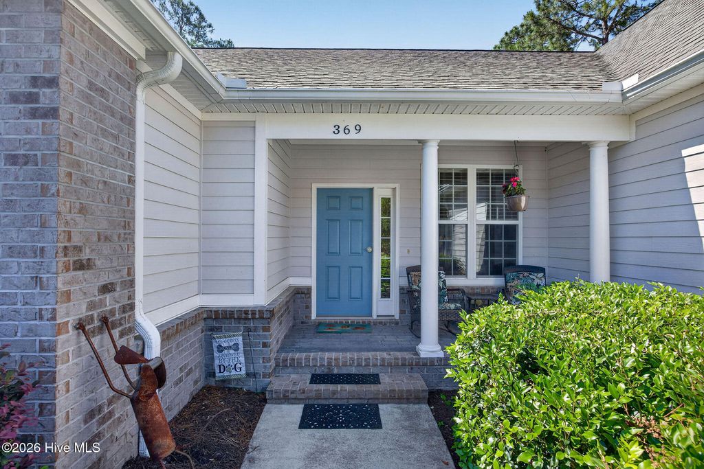 369 Broad Leaf Lane SE, Bolivia, NC 28422