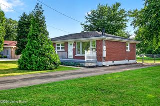 5125 Emerald Dr, Louisville, KY 40219