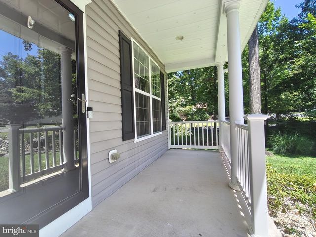 2913 LAKEVIEW PKWY, Locust Grove, VA 22508