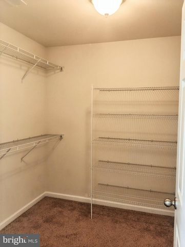 2913 LAKEVIEW PKWY, Locust Grove, VA 22508