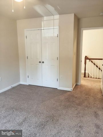 2913 LAKEVIEW PKWY, Locust Grove, VA 22508
