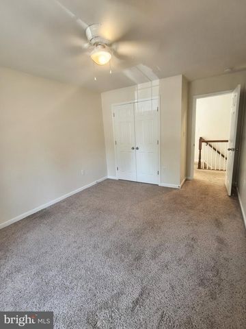 2913 LAKEVIEW PKWY, Locust Grove, VA 22508