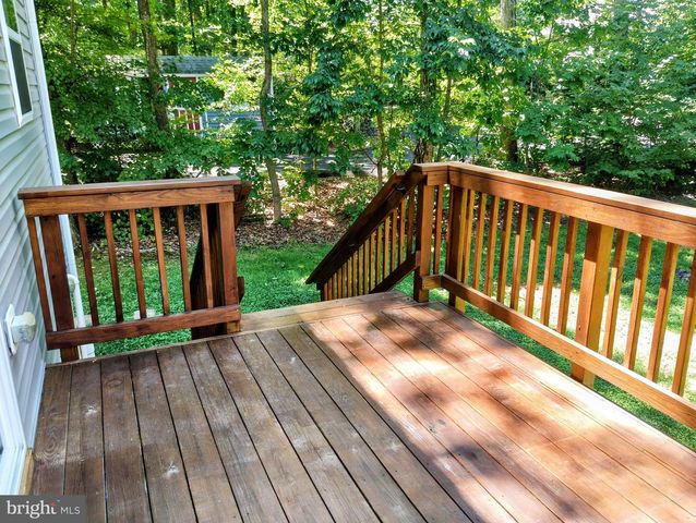 2913 LAKEVIEW PKWY, Locust Grove, VA 22508