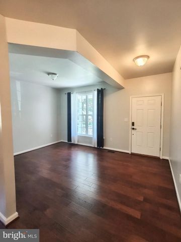 2913 LAKEVIEW PKWY, Locust Grove, VA 22508
