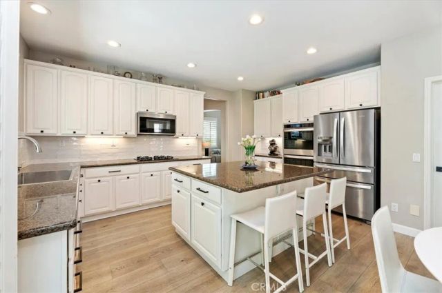 45259 Helena Court, Temecula, CA 92592
