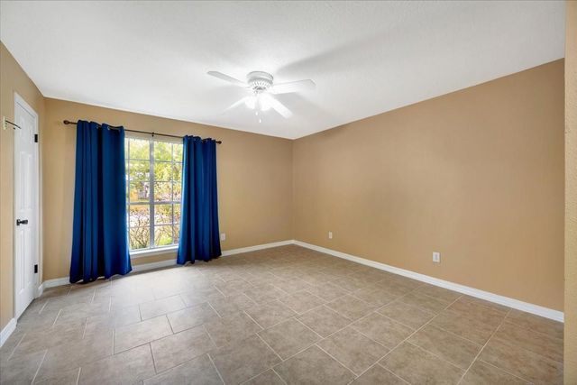 1818 Pilgrims Point Drive, Friendswood, TX 77546