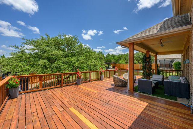 490 Aspen DR, Austin, TX 78737
