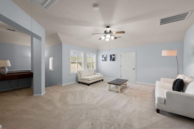 490 Aspen DR, Austin, TX 78737