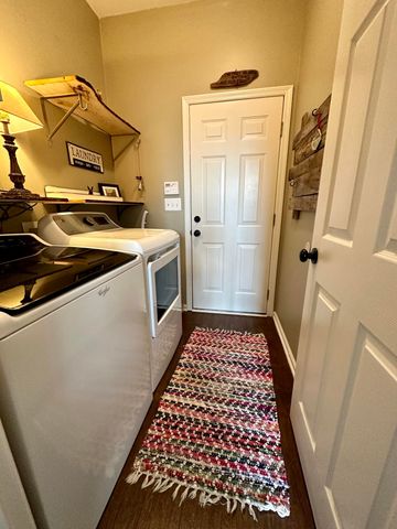1324 Heidiho Way, Mount Pleasant, SC 29466