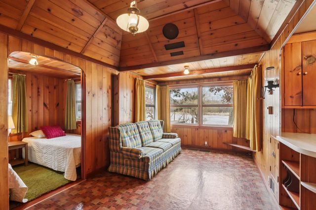 N3901 Wildcat Road, Poynette, WI 53955