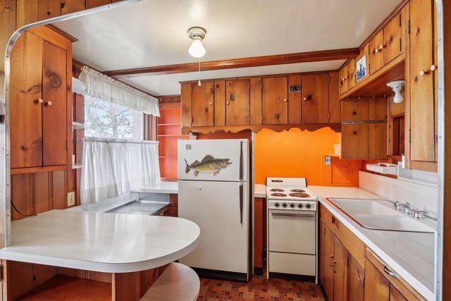 N3901 Wildcat Road, Poynette, WI 53955