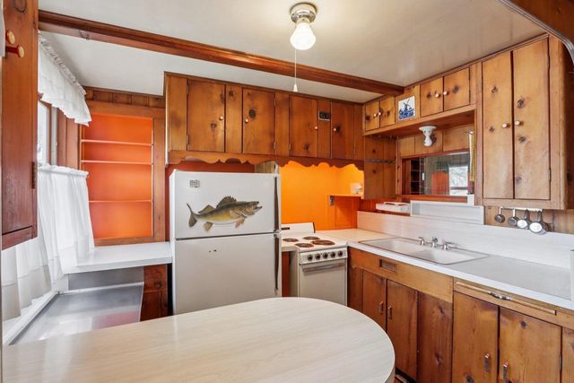 N3901 Wildcat Road, Poynette, WI 53955