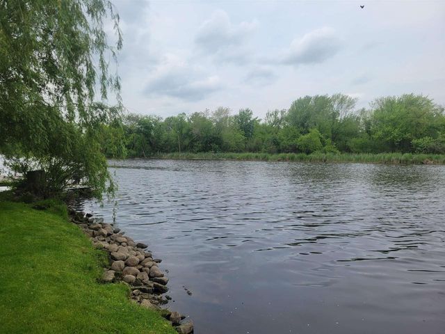 N3901 Wildcat Road, Poynette, WI 53955