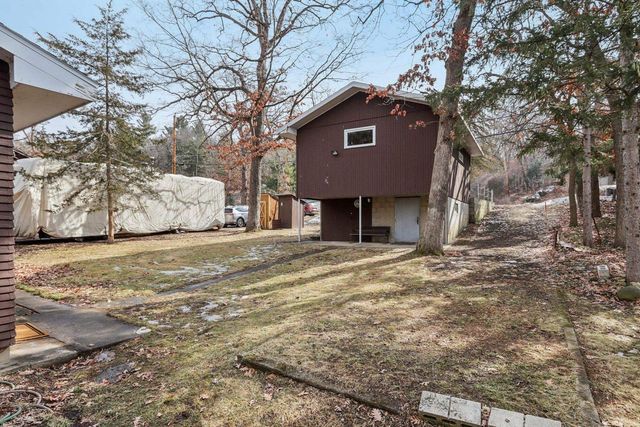 N3901 Wildcat Road, Poynette, WI 53955
