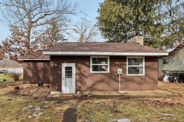 N3901 Wildcat Road, Poynette, WI 53955