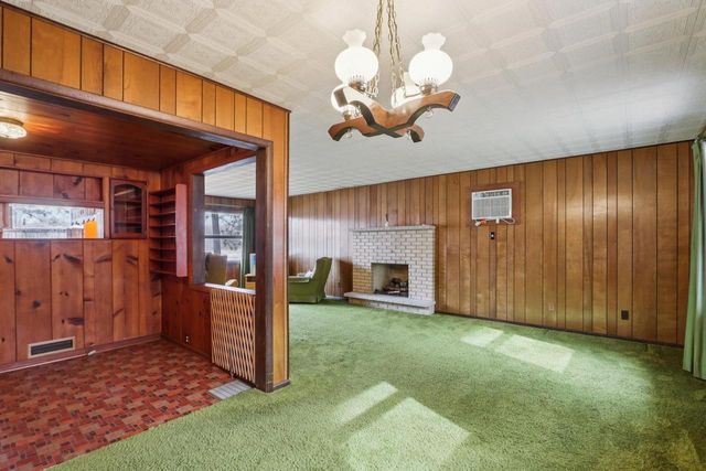 N3901 Wildcat Road, Poynette, WI 53955